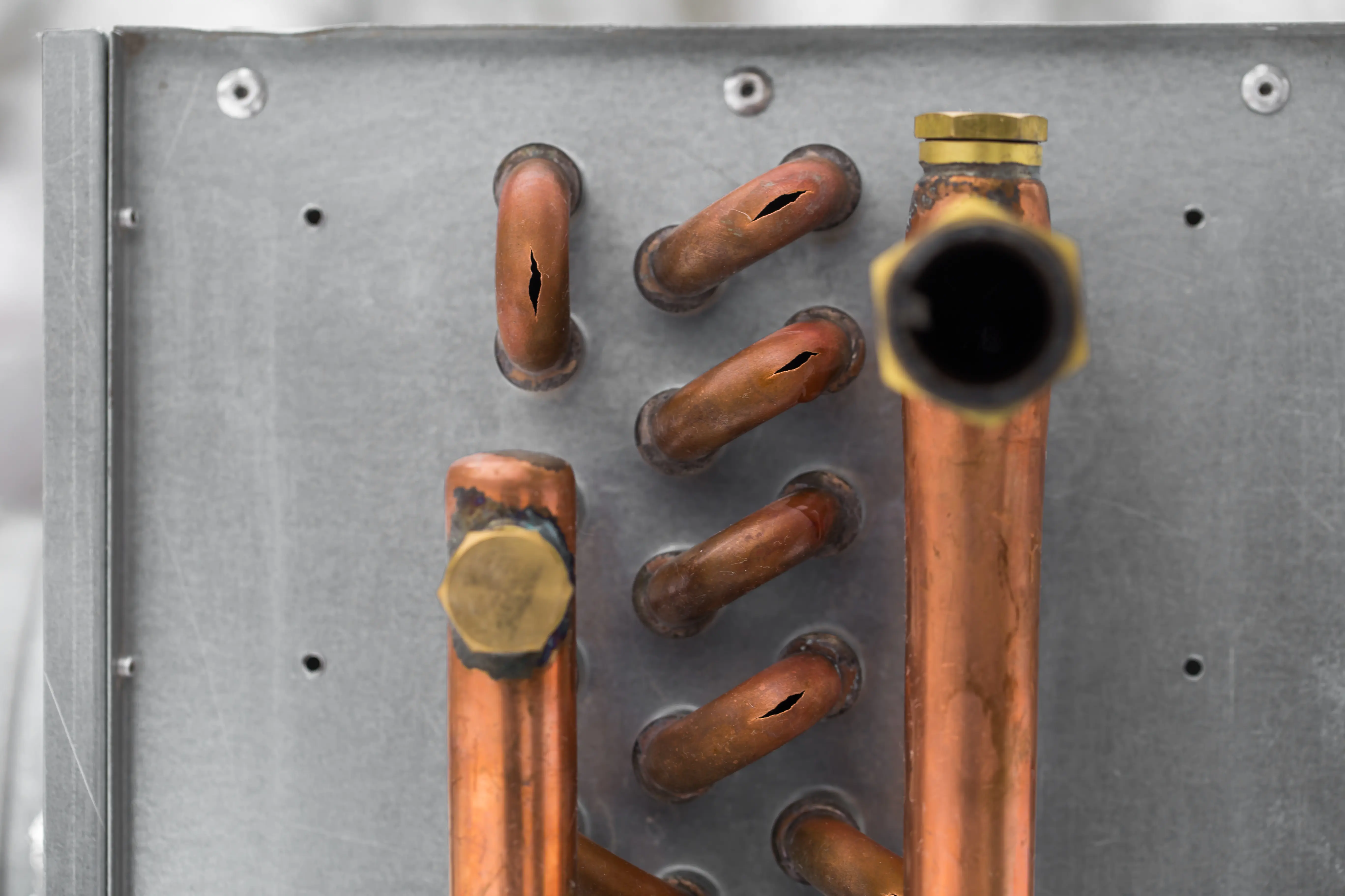 Copper Pipe Brazing: Improving Reliability and Efficiency with Induction Heating 